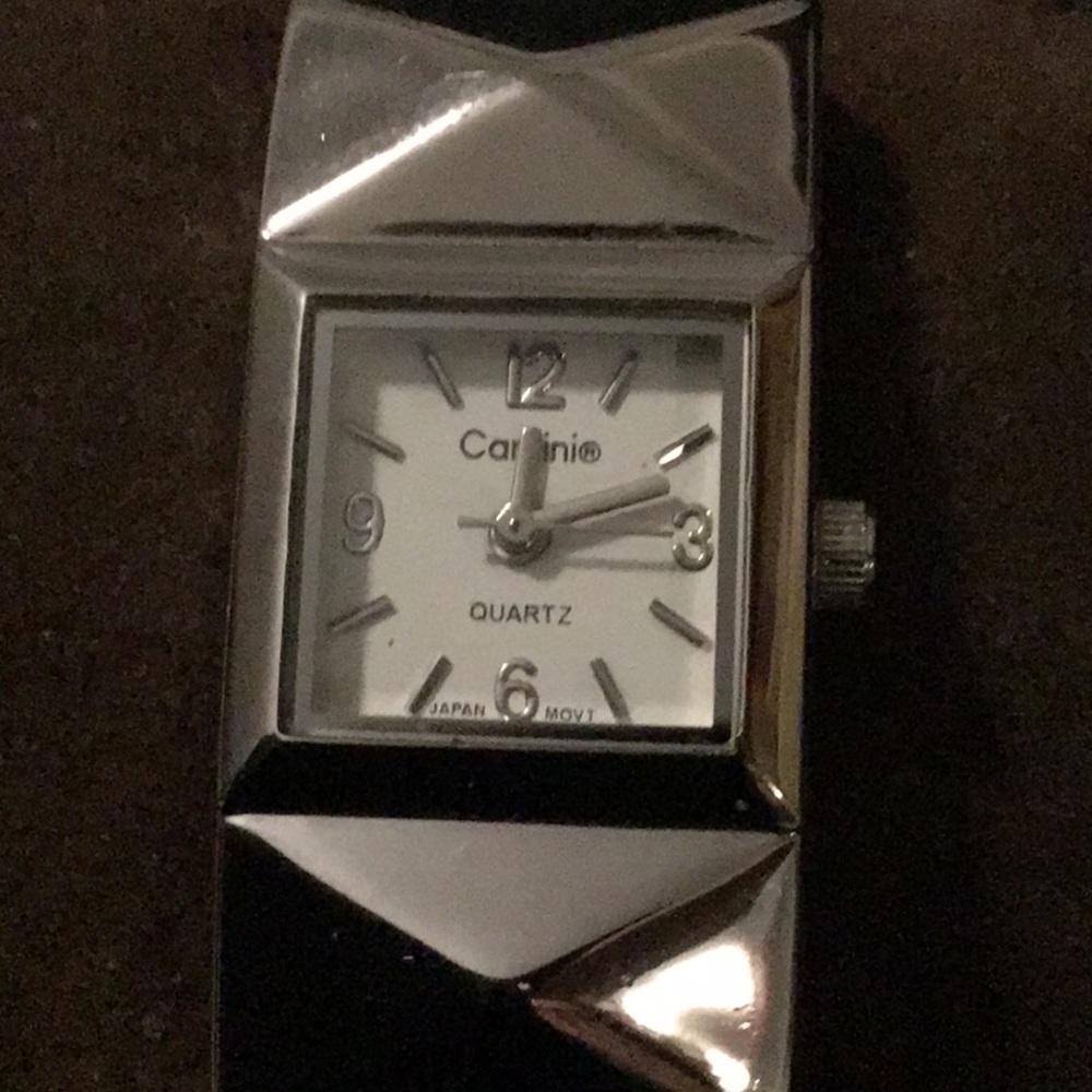 Cardini Cuff Watch - Picture 2 of 5